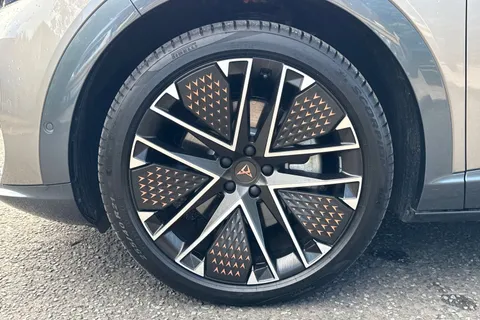 KY74JYJ CUPRA Tavascan 77kWh VZ2 SUV Coupe Auto 4Drive 5dr Thumbnail #10