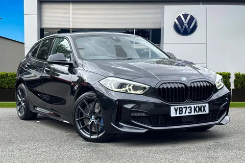 YB73KMX BMW 1 Series 1.5 118i M Sport (LCP) DCT Euro 6 (s/s) 5dr Thumbnail #2