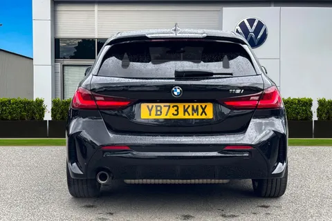 YB73KMX BMW 1 Series 1.5 118i M Sport (LCP) DCT Euro 6 (s/s) 5dr Thumbnail #5