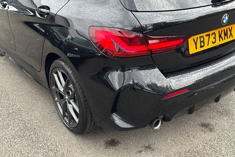YB73KMX BMW 1 Series 1.5 118i M Sport (LCP) DCT Euro 6 (s/s) 5dr Thumbnail #8