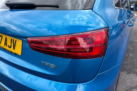 YY17AJV Audi Q3 1.4 TFSI CoD S line Edition S Tronic Euro 6 (s/s) 5dr Thumbnail #8