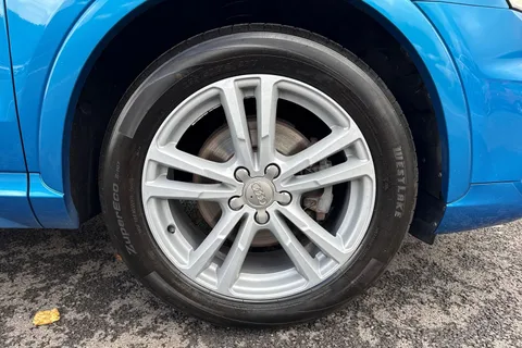 YY17AJV Audi Q3 1.4 TFSI CoD S line Edition S Tronic Euro 6 (s/s) 5dr Thumbnail #10