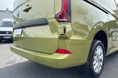 BA25LKM Volkswagen Transporter 2.0 TDI 150 Commerce Pro Van Automatic Thumbnail #49