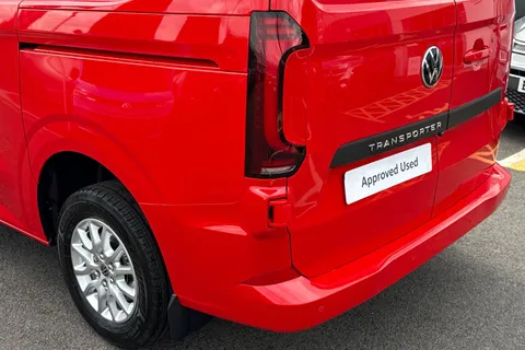 BC25XYT Volkswagen Transporter 2.0 TDI 110 Commerce Pro Van Thumbnail #8