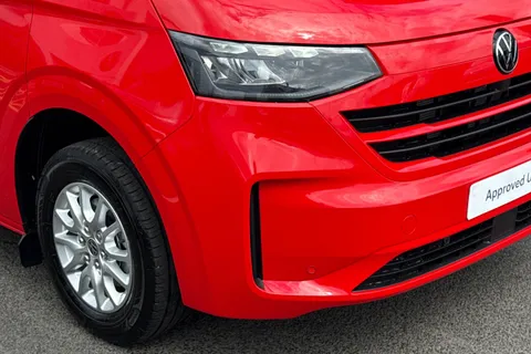 BC25XYT Volkswagen Transporter 2.0 TDI 110 Commerce Pro Van Thumbnail #9