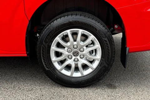 BC25XYT Volkswagen Transporter 2.0 TDI 110 Commerce Pro Van Thumbnail #11