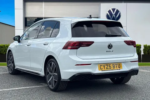 CY25BTU Volkswagen Golf 2.0 TDI 150 R-Line 5dr DSG ⭐Leather, Sunroof, Leeds Alloys, Black package⭐ Thumbnail #3