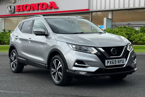 PX69NYU Nissan Qashqai 1.7 dCi N-Connecta 5dr Thumbnail #2