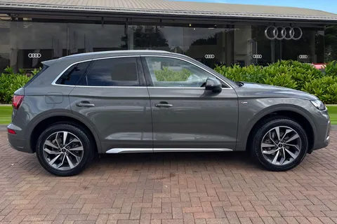 BC23PBZ Audi Q5 S line 45 TFSI quattro 265 PS S tronic Thumbnail #4