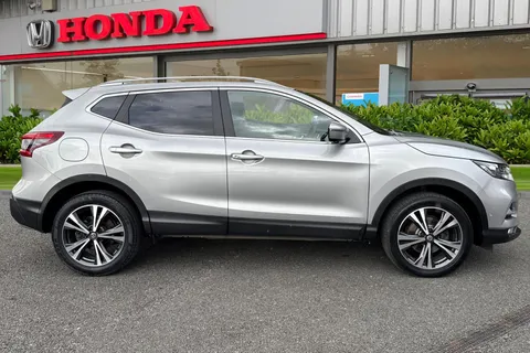 PX69NYU Nissan Qashqai 1.7 dCi N-Connecta 5dr Thumbnail #4