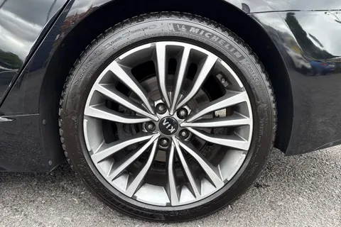 LA19FEG Kia Stinger 2.2 CRDi GT-Line S Gran Turismo Auto Euro 6 (s/s) 5dr Thumbnail #10