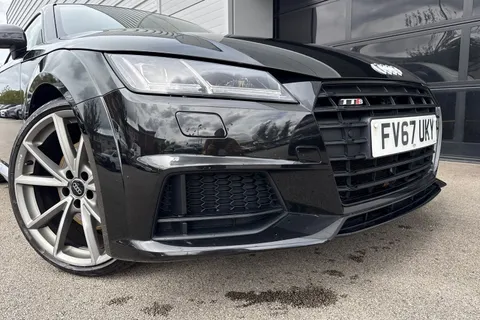 FV67UKY Audi TTS 2.0 TFSI Black Edition S Tronic quattro Euro 6 (s/s) 3dr Thumbnail #9