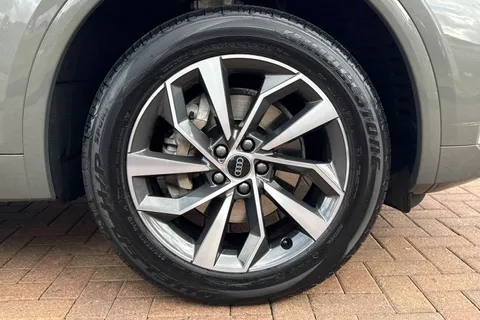 BC23PBZ Audi Q5 S line 45 TFSI quattro 265 PS S tronic Thumbnail #10