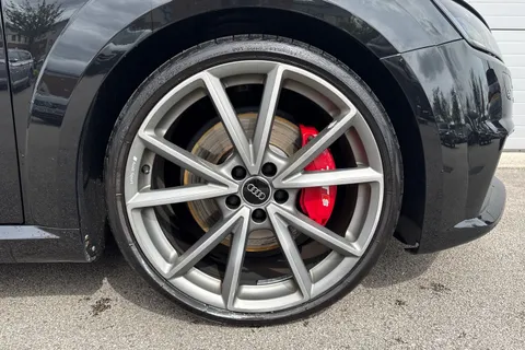 FV67UKY Audi TTS 2.0 TFSI Black Edition S Tronic quattro Euro 6 (s/s) 3dr Thumbnail #11