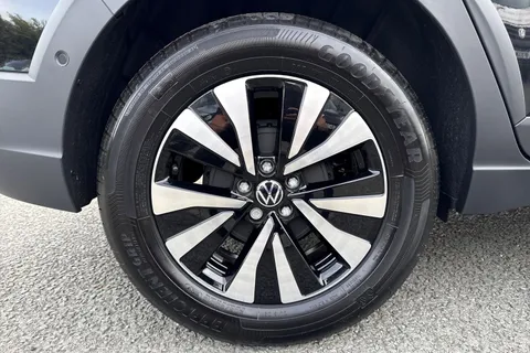  Volkswagen Taigo 1.0 TSI Life Euro 6 (s/s) 5dr Thumbnail #13