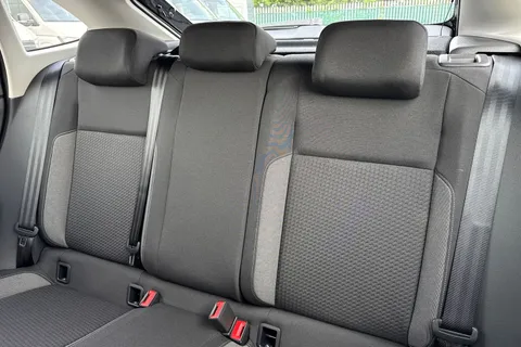  Volkswagen Taigo 1.0 TSI Life Euro 6 (s/s) 5dr Thumbnail #19