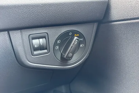  Volkswagen Taigo 1.0 TSI Life Euro 6 (s/s) 5dr Thumbnail #37