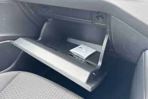  Volkswagen Taigo 1.0 TSI Life Euro 6 (s/s) 5dr Thumbnail #41