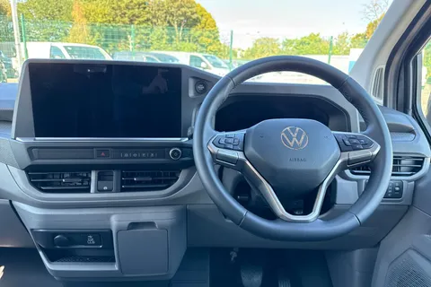 DG75CWC Volkswagen Transporter T32 Kombi Commerce Pro SWB 218 PS 65KWh Electric - Delivery Miles Thumbnail #18