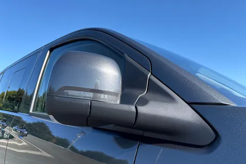 DG75CWC Volkswagen Transporter T32 Kombi Commerce Pro SWB 218 PS 65KWh Electric - Delivery Miles Thumbnail #26