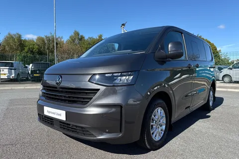 DG75CWC Volkswagen Transporter T32 Kombi Commerce Pro SWB 218 PS 65KWh Electric - Delivery Miles Thumbnail #28