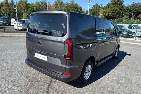 DG75CWC Volkswagen Transporter T32 Kombi Commerce Pro SWB 218 PS 65KWh Electric - Delivery Miles Thumbnail #31