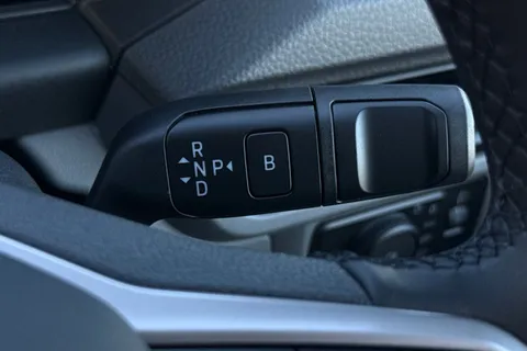 DG75CWC Volkswagen Transporter T32 Kombi Commerce Pro SWB 218 PS 65KWh Electric - Delivery Miles Thumbnail #39