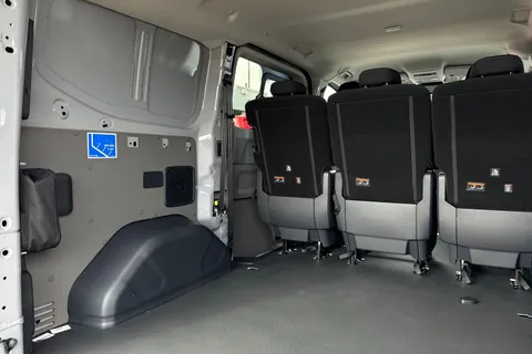 BV75OFL Volkswagen E-Transporter SWB 218PS  65kWh Electric 5 Seats Thumbnail #39