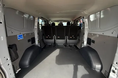 BV75OFL Volkswagen E-Transporter SWB 218PS  65kWh Electric 5 Seats Thumbnail #40