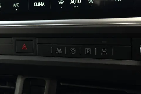 BV75OFL Volkswagen E-Transporter SWB 218PS  65kWh Electric 5 Seats Thumbnail #52