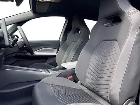 10 of 49 for CUPRA BORN 170kW e-Boost V1 59kWh 5dr Auto