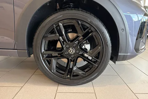  Volkswagen Taigo 1.5 TSI Black Edition DSG Euro 6 (s/s) 5dr Thumbnail #13