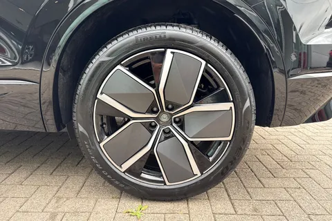  Volkswagen Touareg 3.0 TDI V6 Black Edition Tiptronic 4Motion Euro 6 (s/s) 5dr Thumbnail #11