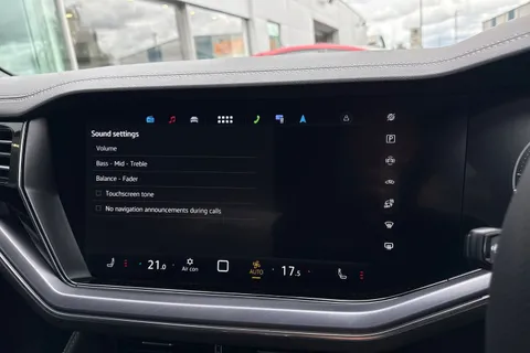  Volkswagen Touareg 3.0 TDI V6 Black Edition Tiptronic 4Motion Euro 6 (s/s) 5dr Thumbnail #47