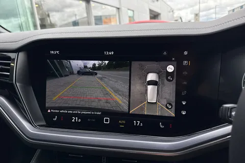  Volkswagen Touareg 3.0 TDI V6 Black Edition Tiptronic 4Motion Euro 6 (s/s) 5dr Thumbnail #48