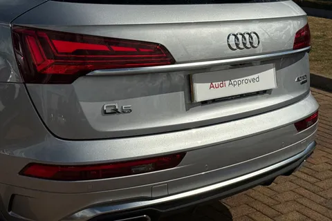 GN74ZFH Audi Q5 S line 40 TDI quattro 204 PS S tronic Thumbnail #8