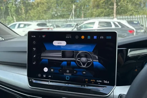  Volkswagen Golf 1.5 eTSI MHEV Match DSG Euro 6 (s/s) 5dr Thumbnail #22