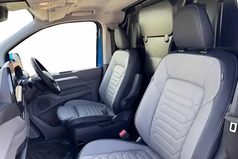 PK25KKU Volkswagen Transporter T32 Panel Van Commerce Pro SWB 170 PS 2.0 TDI 8sp Automatic Thumbnail #11