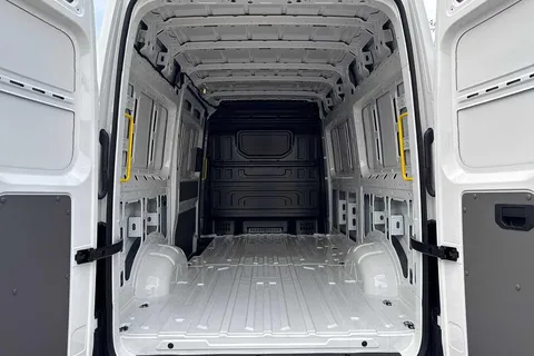 BC25MSY Volkswagen Crafter 2.0 TDI 163PS Commerce Plus High Roof-RWD-Delivery Miles Only Thumbnail #9