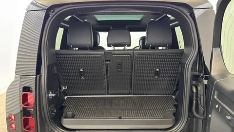 KJ73NTV Land Rover Defender 90 3.0 D250 X-Dynamic HSE 3dr Thumbnail #10