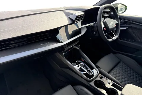 Audi RS 3 2.5 TFSI Carbon Black Sportback S Tronic quattro Euro 6 (s/s) 5dr Thumbnail #9