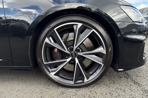 DX25URY Audi S6 Avant Black Edition TDI 344 PS tiptronic Thumbnail #10