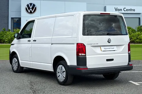 CX24NRF Volkswagen Transporter 2.0 TDI 110 Startline Van Thumbnail #3