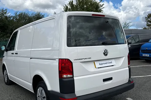 CX24NRF Volkswagen Transporter 2.0 TDI 110 Startline Van Thumbnail #8