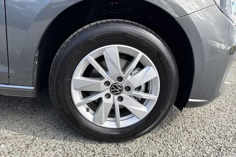 DC25VNS Volkswagen Caddy 2.0 TDI 102PS Commerce Pro Van [Tech Pack] Thumbnail #10