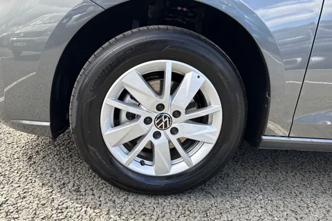 DC25VNS Volkswagen Caddy 2.0 TDI 102PS Commerce Pro Van [Tech Pack] Thumbnail #11