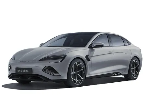 BYD SEAL 82.5kWh Design Auto 4dr Thumbnail #2