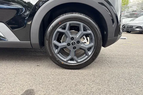 DS25TTF BYD Dolphin Surf 43.2kWh Boost Auto 5dr Thumbnail #24