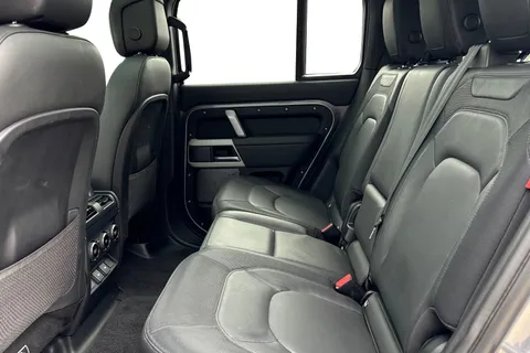 KS23ZCX Land Rover Defender 110 3.0 D300 MHEV X-Dynamic HSE SUV 5dr Diesel Auto 4WD Euro 6 (s/s) (300 ps) Thumbnail #5