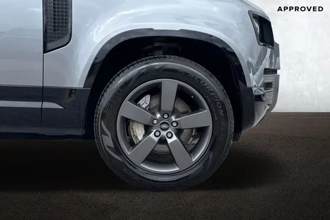 KS23ZCX Land Rover Defender 110 3.0 D300 MHEV X-Dynamic HSE SUV 5dr Diesel Auto 4WD Euro 6 (s/s) (300 ps) Thumbnail #9